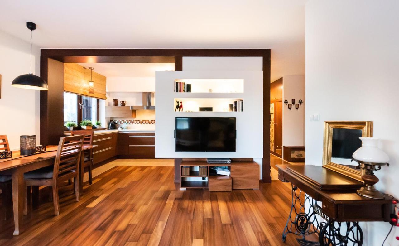 Bemowo Green Wood Apartment Varşova Dış mekan fotoğraf